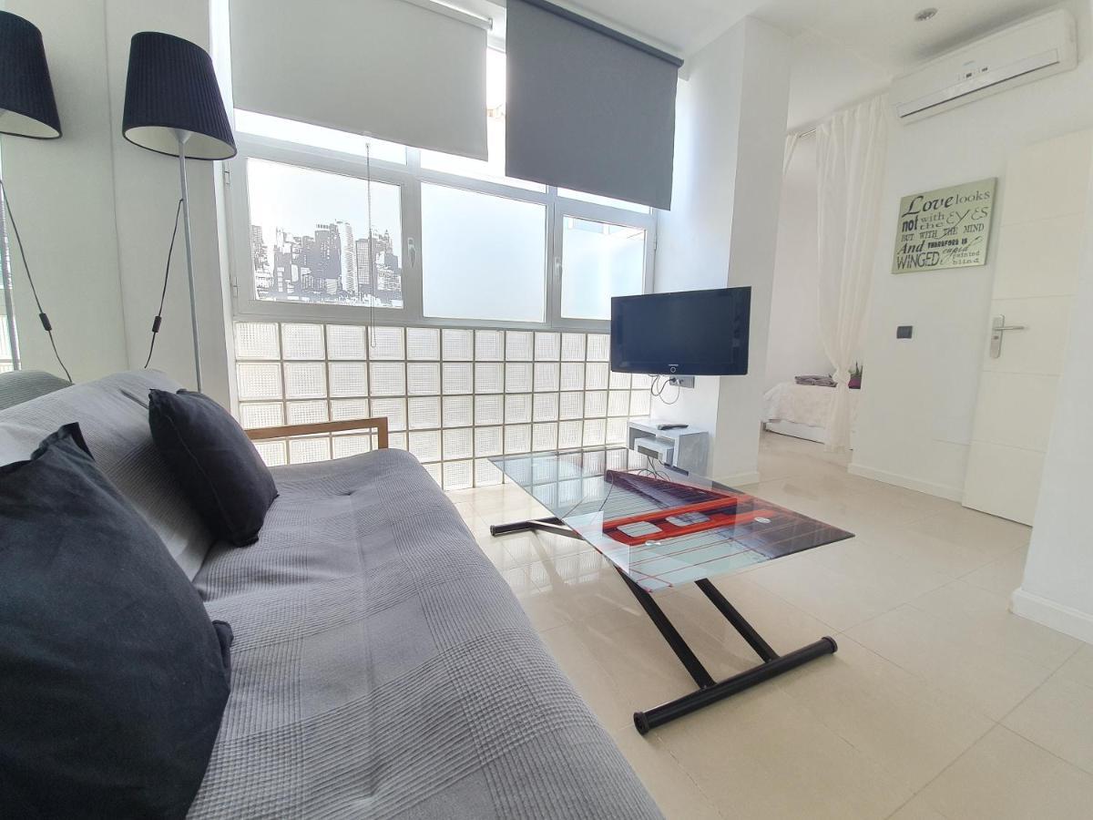 Apartamento Alvarez Малага Экстерьер фото